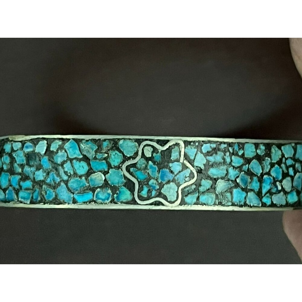 1900s-1940s Indian Turquoise Crushed Stone Mosaic Inlay Inlaid silver bracelet